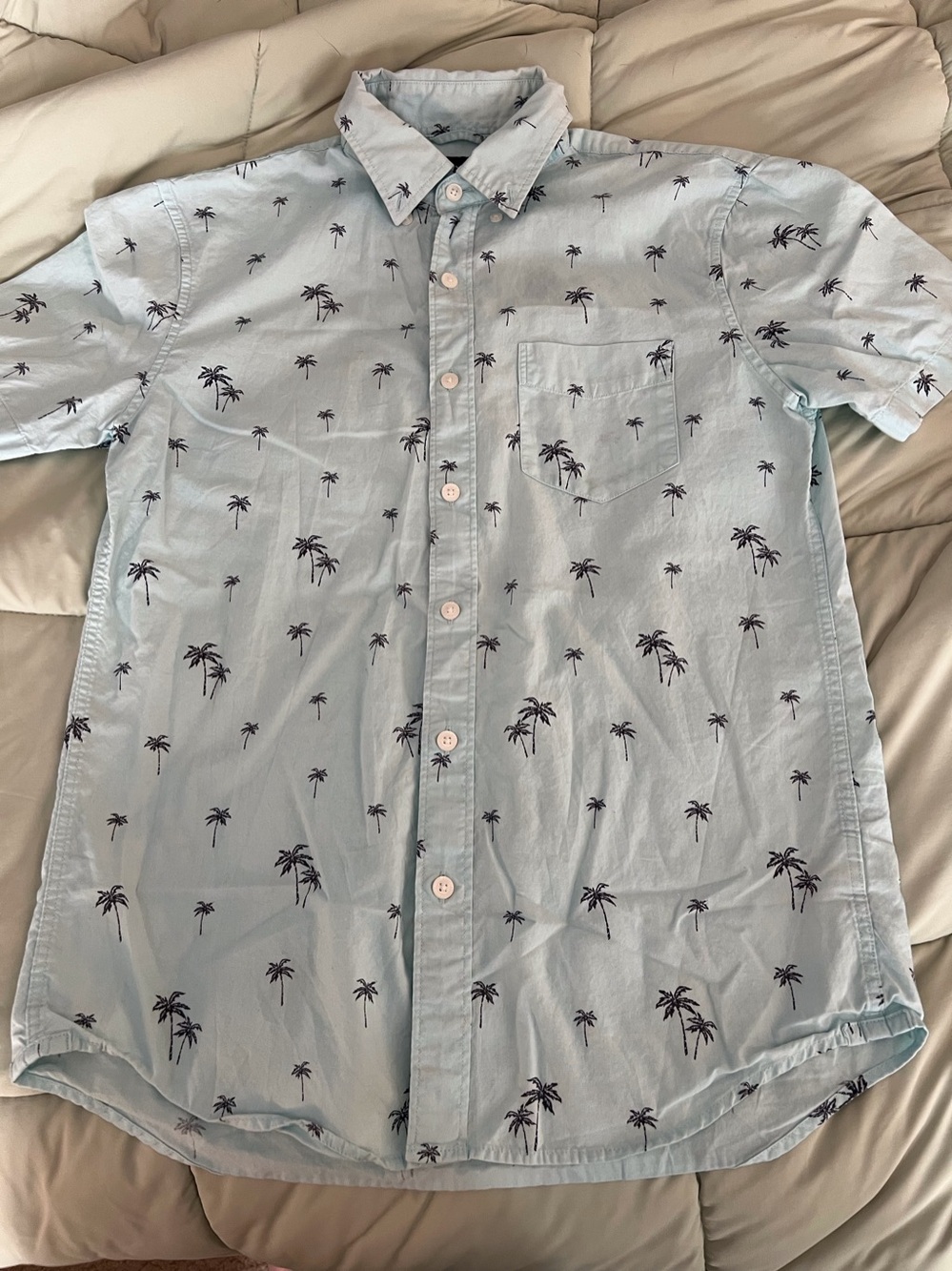 American Eagle Light turquoise Short-Sleeve Palm Print Button-Up Shirt
